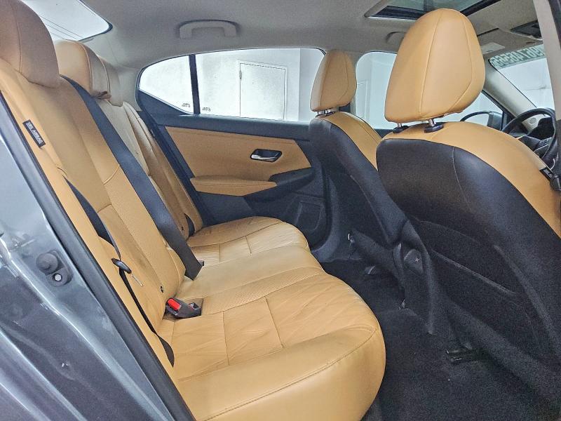 Фото 10 - NISSAN SENTRA