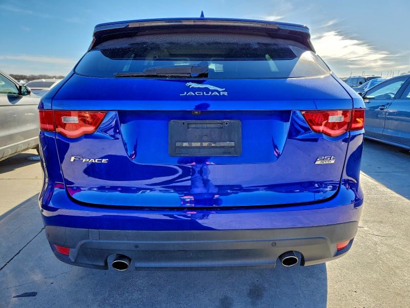 Фото 6 - JAGUAR F-PACE