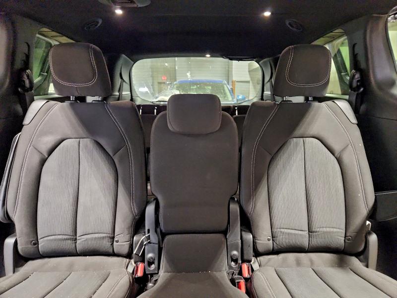 Фото 10 - CHRYSLER PACIFICA