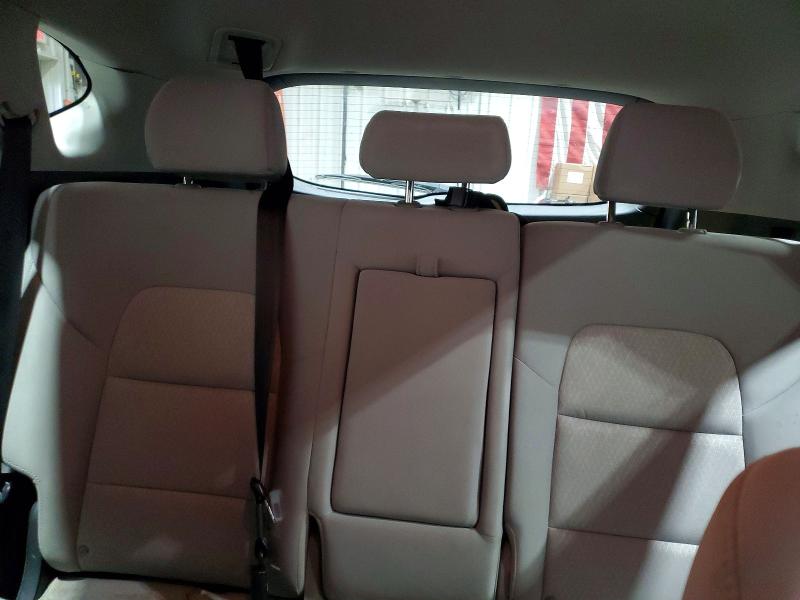 Фото 10 - HYUNDAI TUCSON