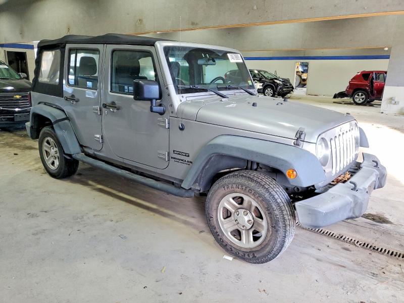 Фото 4 - JEEP WRANGLER