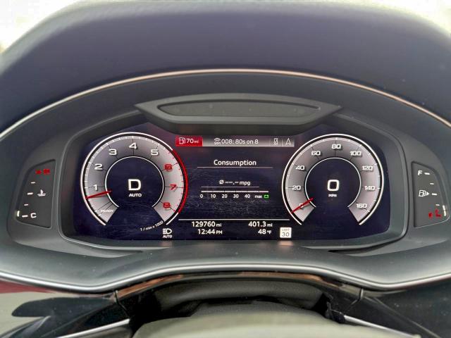 Фото 11 - AUDI Q8