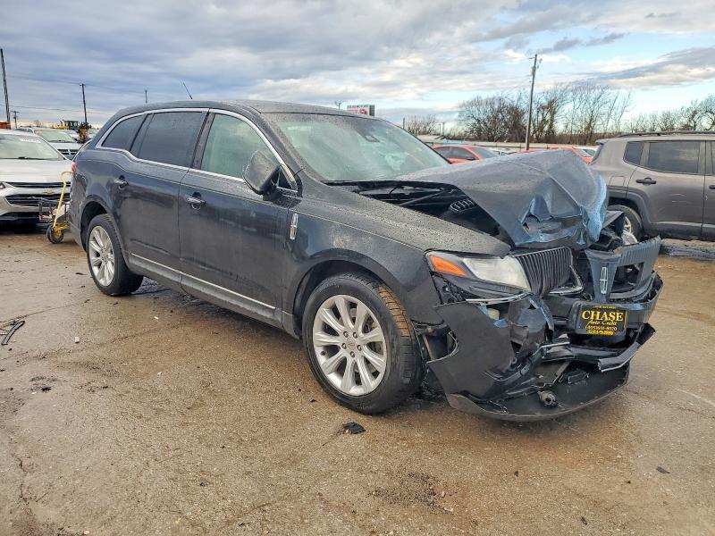 Фото 4 - LINCOLN MKT