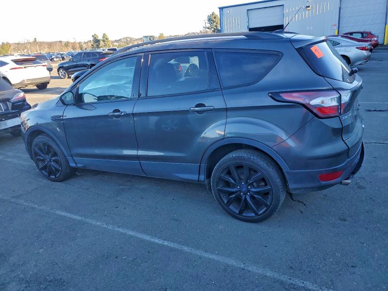 Фото 2 - FORD ESCAPE