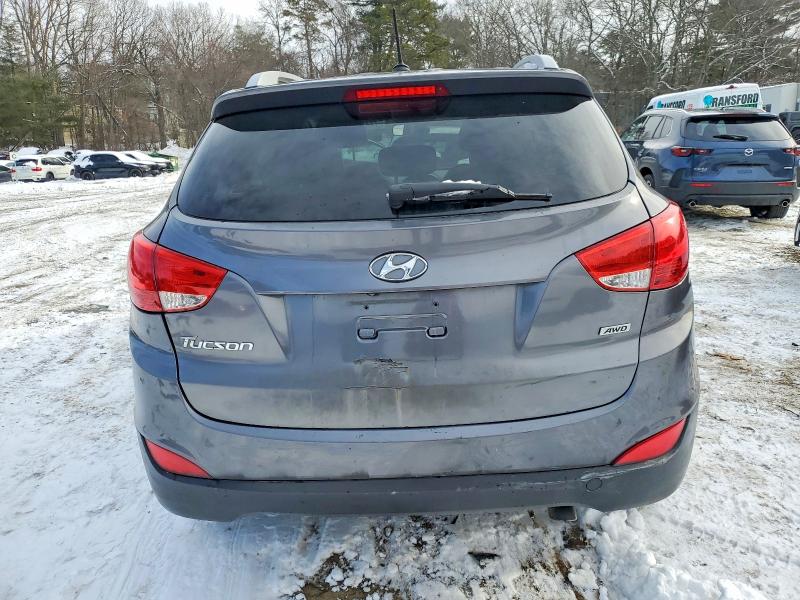 Фото 6 - HYUNDAI TUCSON