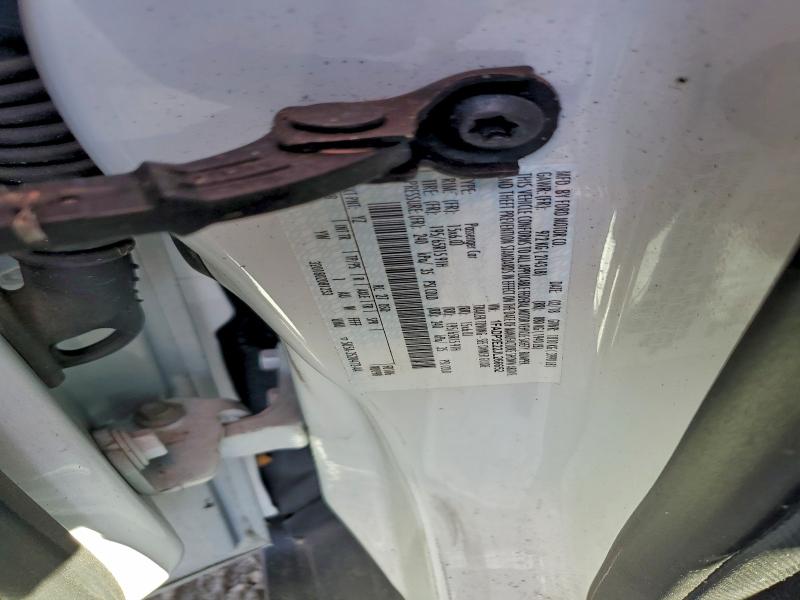 Фото 12 - FORD FOCUS