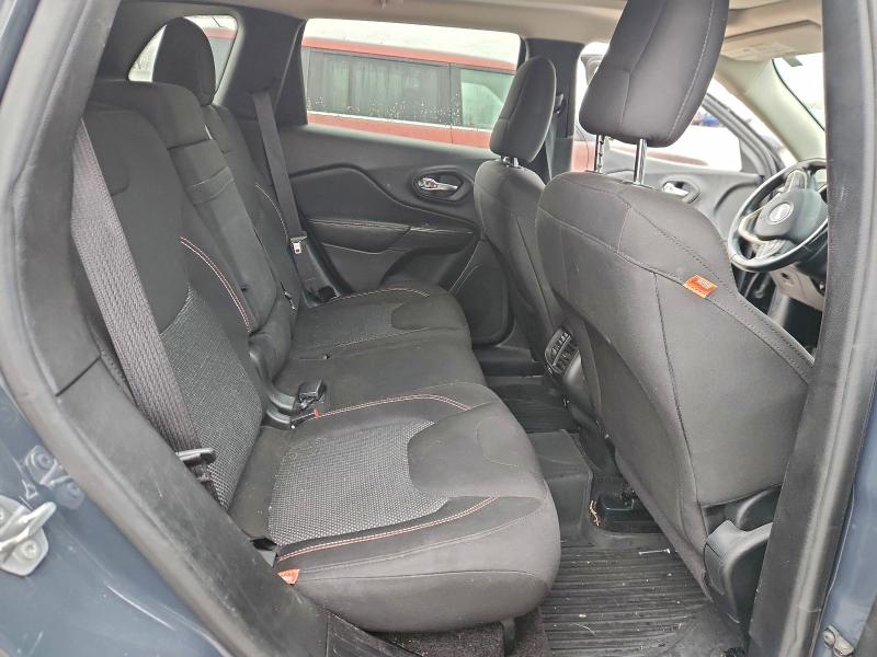 Фото 10 - JEEP GRAND CHER