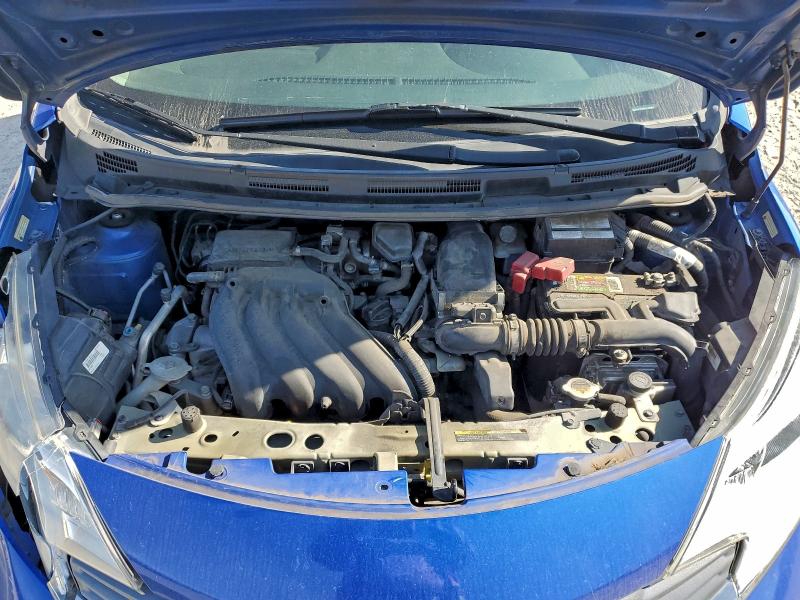 Фото 11 - NISSAN VERSA