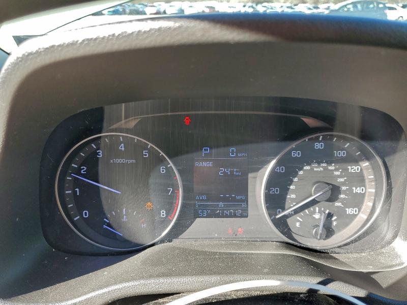 Фото 9 - HYUNDAI ELANTRA