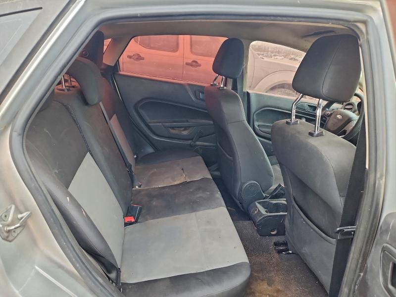 Фото 10 - FORD FIESTA