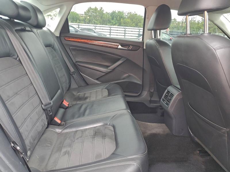 VOLKSWAGEN PASSAT 2015 VIN 1VWCV7A33FC081452