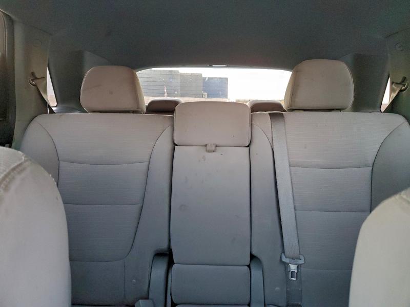 Фото 10 - KIA SORENTO