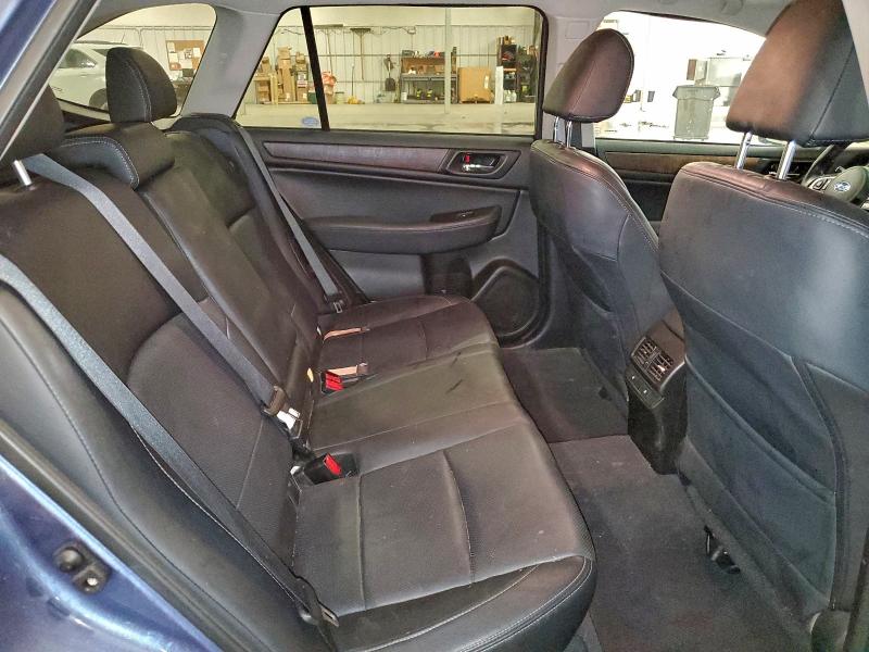 Фото 11 - SUBARU OUTBACK