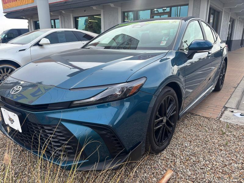 Фото 2 - TOYOTA CAMRY