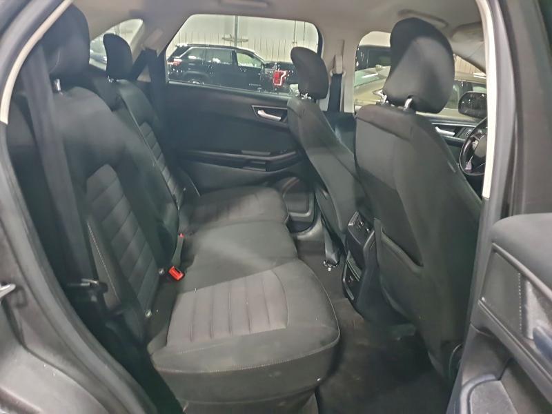 Фото 11 - FORD EDGE