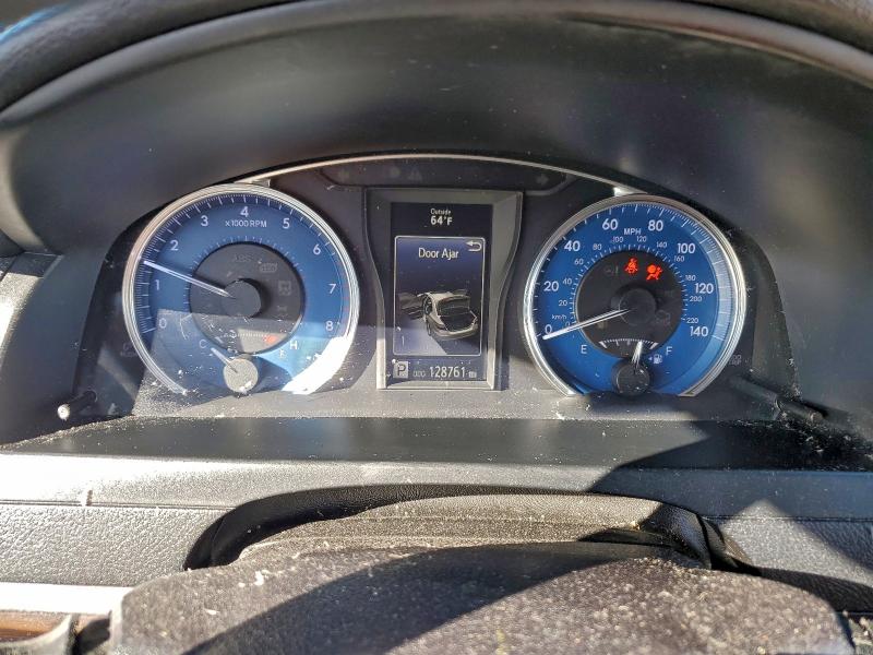 Фото 9 - TOYOTA CAMRY