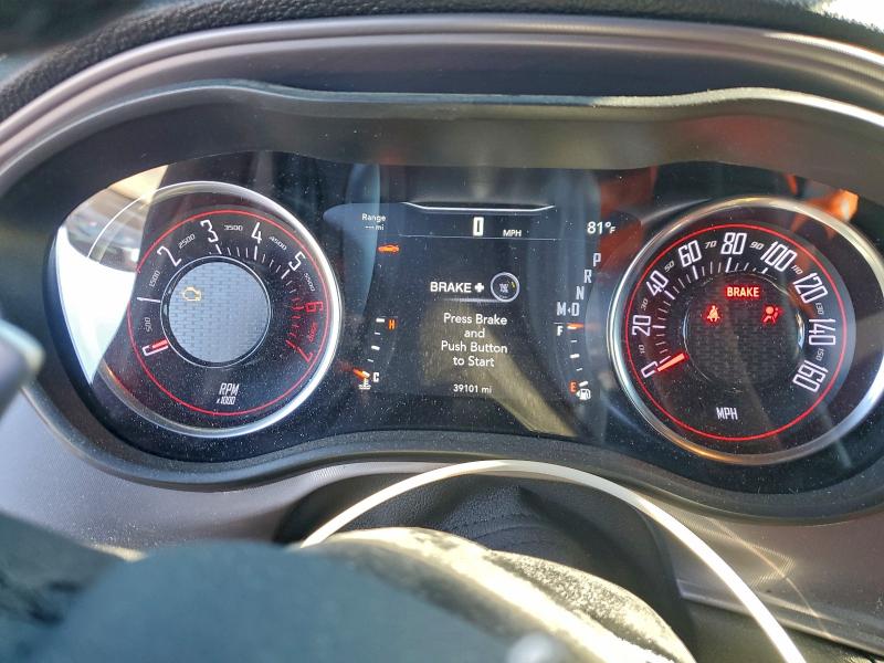 Фото 9 - DODGE CHALLENGER