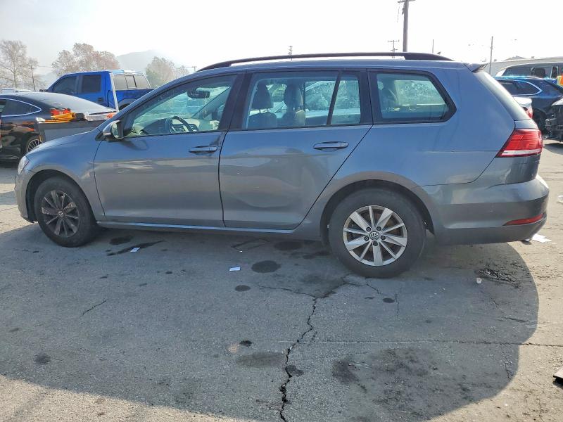 Фото 2 - VOLKSWAGEN GOLF