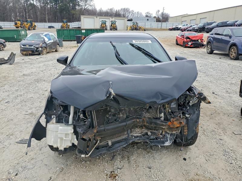 Фото 5 - TOYOTA CAMRY