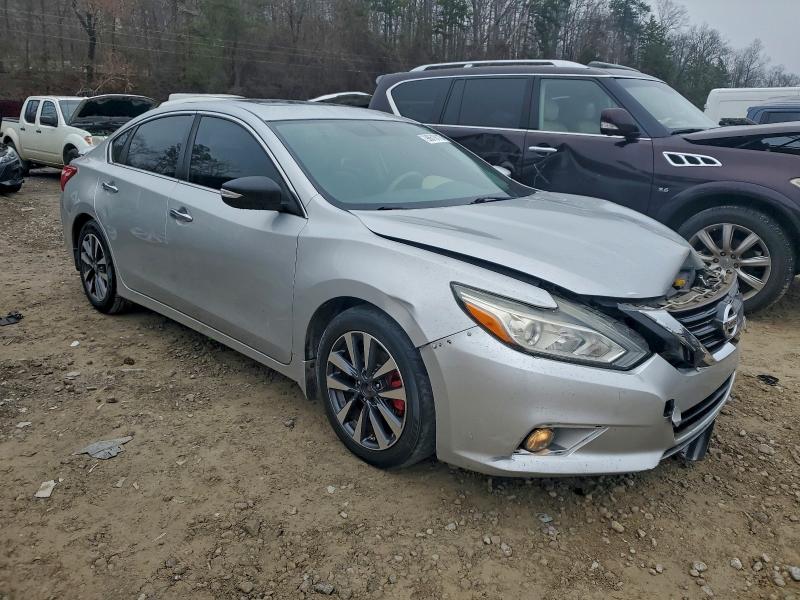 Фото 4 - NISSAN ALTIMA