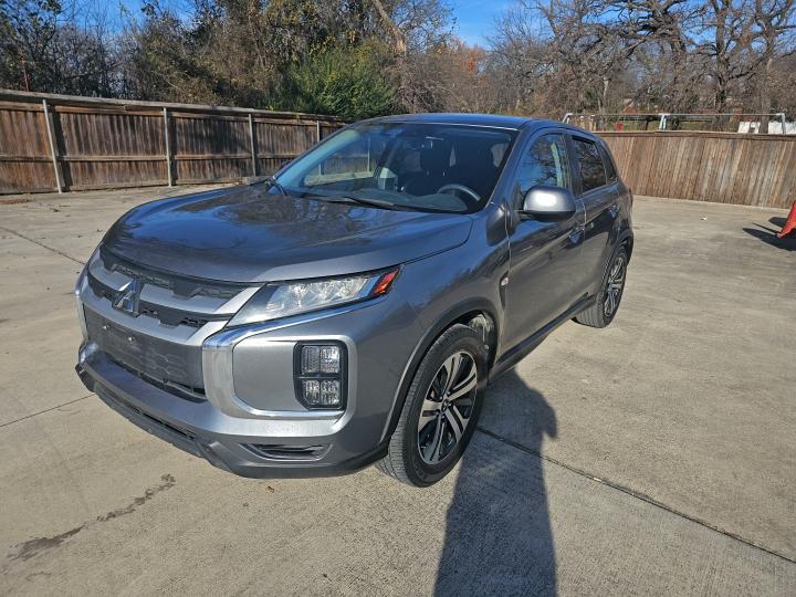 Фото 2 - MITSUBISHI OUTLANDER