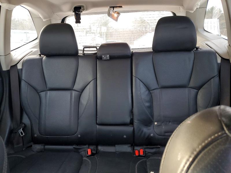 Фото 10 - SUBARU FORESTER