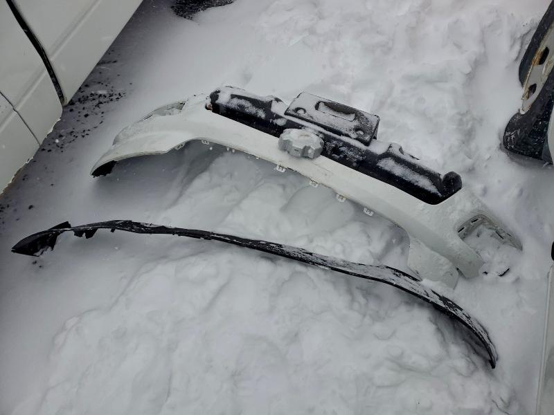 Фото 12 - CHEVROLET COLORADO