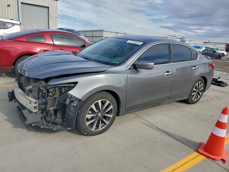 Фото 1 - NISSAN ALTIMA