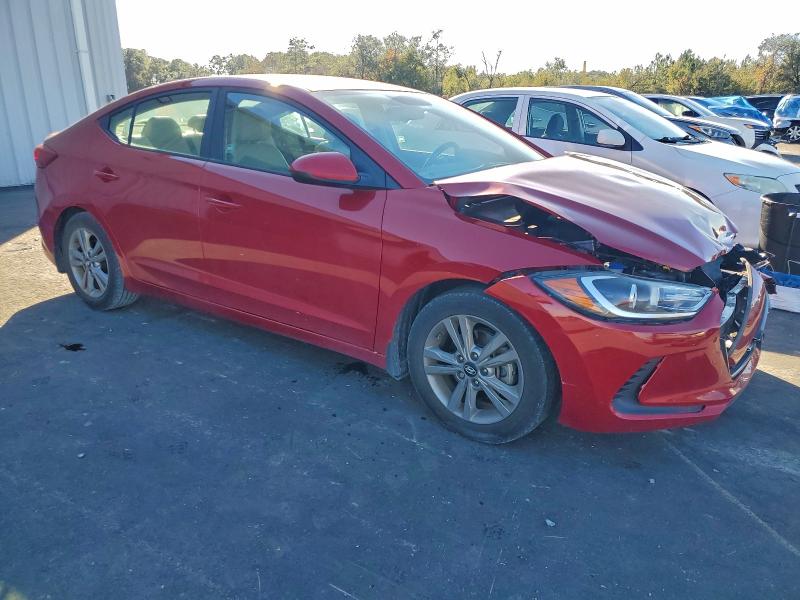 Фото 4 - HYUNDAI ELANTRA