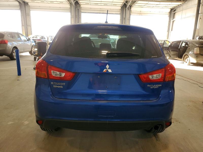 Фото 6 - MITSUBISHI OUTLANDER