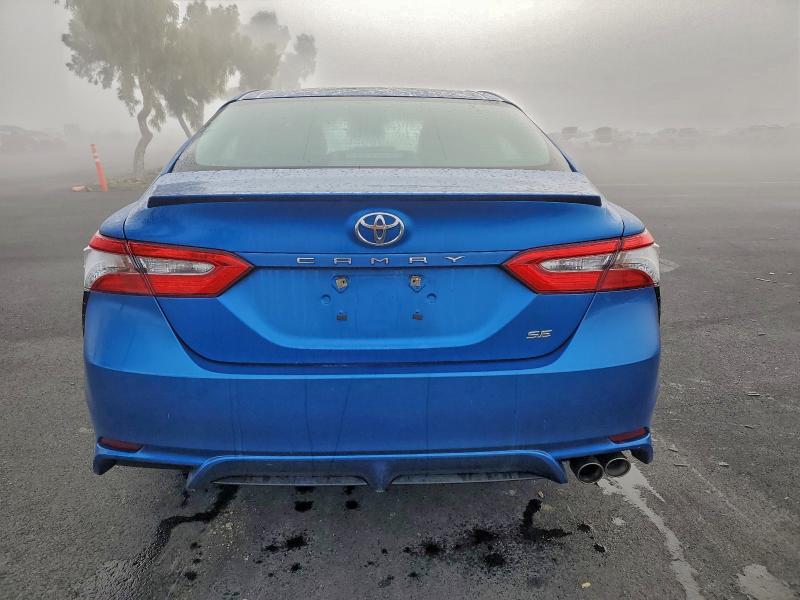 Фото 6 - TOYOTA CAMRY