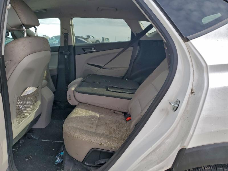 Фото 11 - HYUNDAI TUCSON