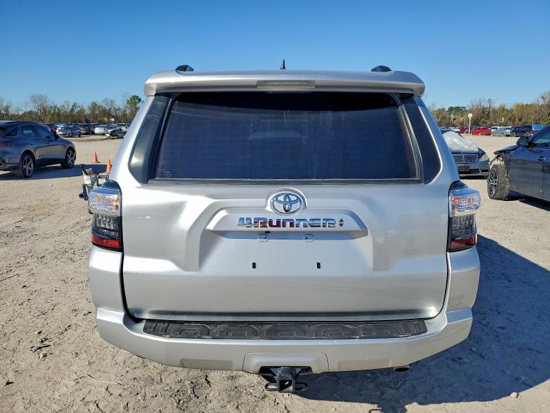 Фото 6 - TOYOTA 4RUNNER