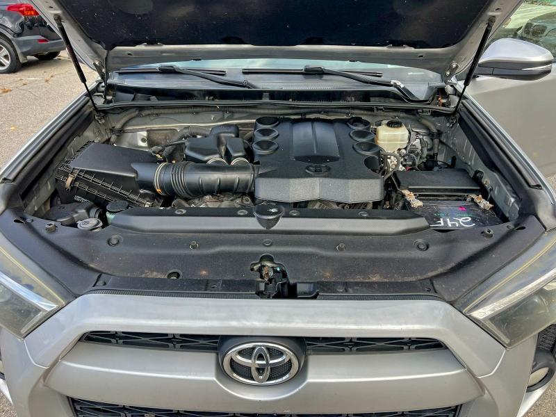 Фото 7 - TOYOTA 4RUNNER