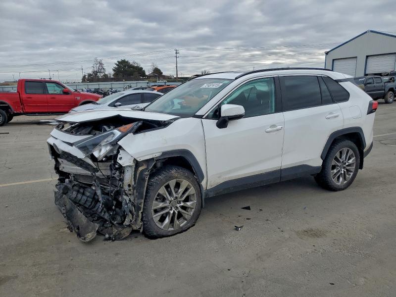 Фото 1 - TOYOTA RAV4