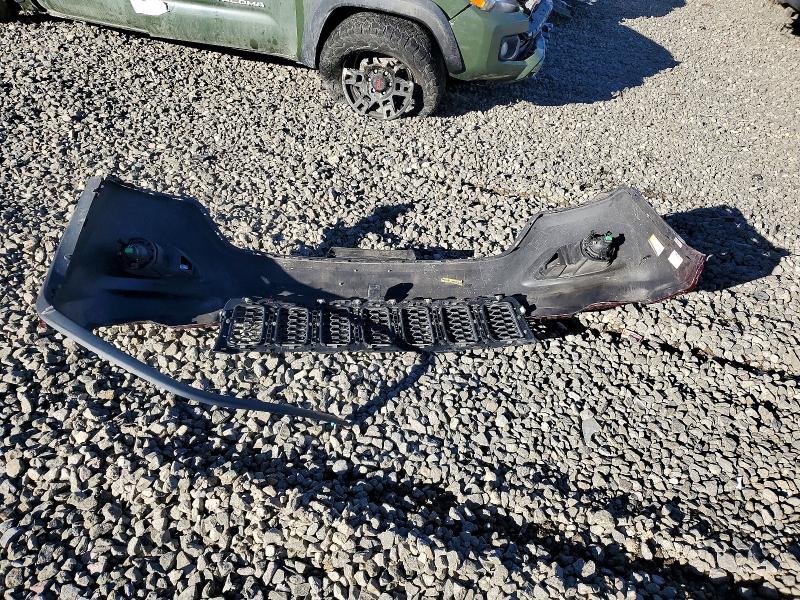 Фото 13 - JEEP GRAND CHER