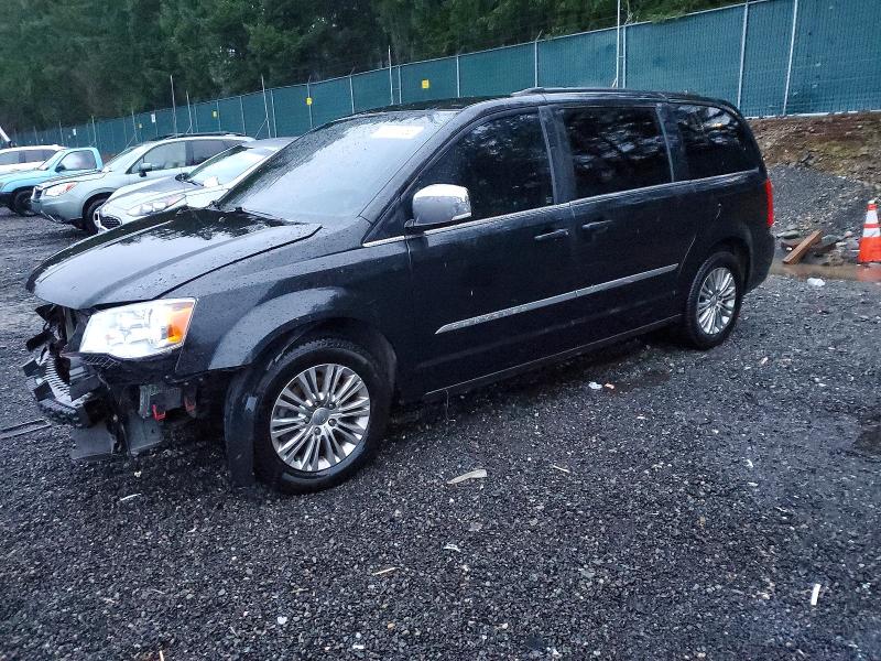 CHRYSLER TOWN & C 2015 VIN 2C4RC1CG4FR595026