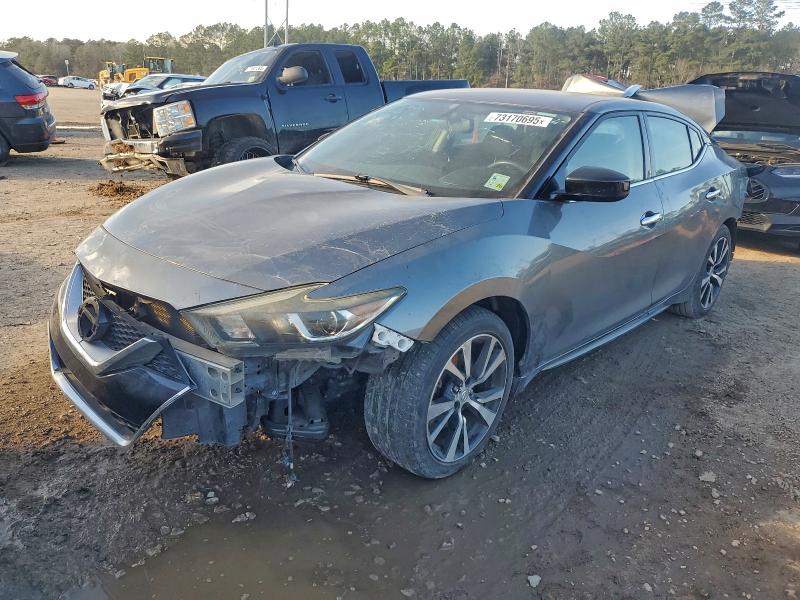 Фото 1 - NISSAN MAXIMA