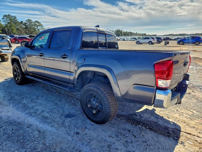 Фото 2 - TOYOTA TACOMA