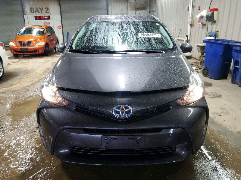 Фото 5 - TOYOTA PRIUS