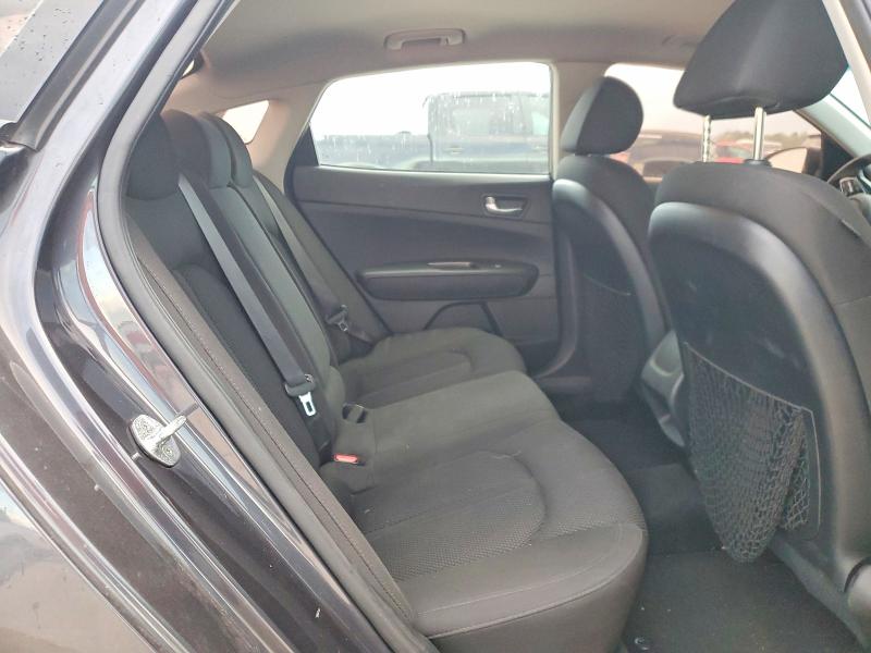 Фото 10 - KIA OPTIMA