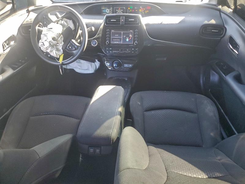 Фото 8 - TOYOTA PRIUS