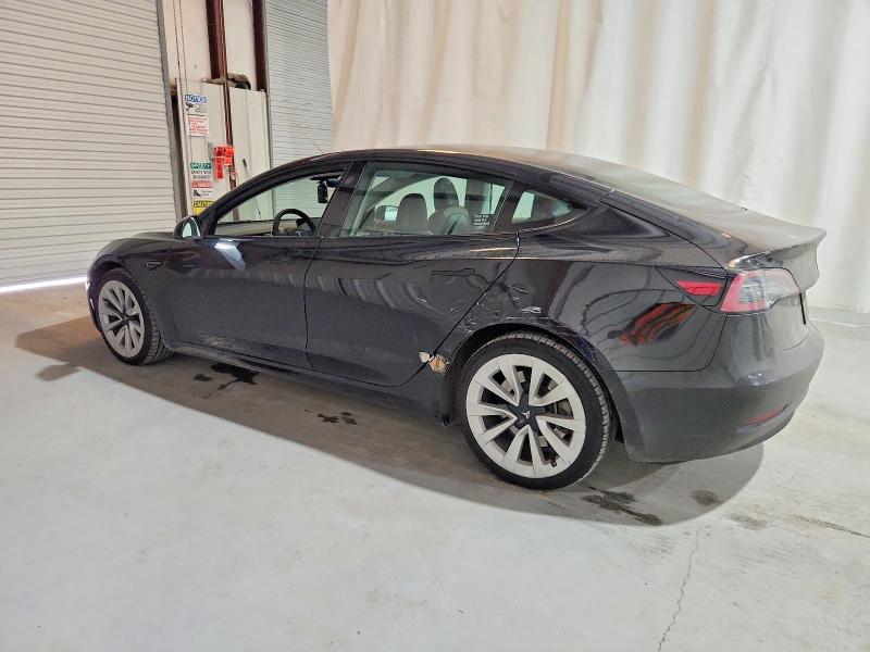 Фото 2 - TESLA MODEL 3