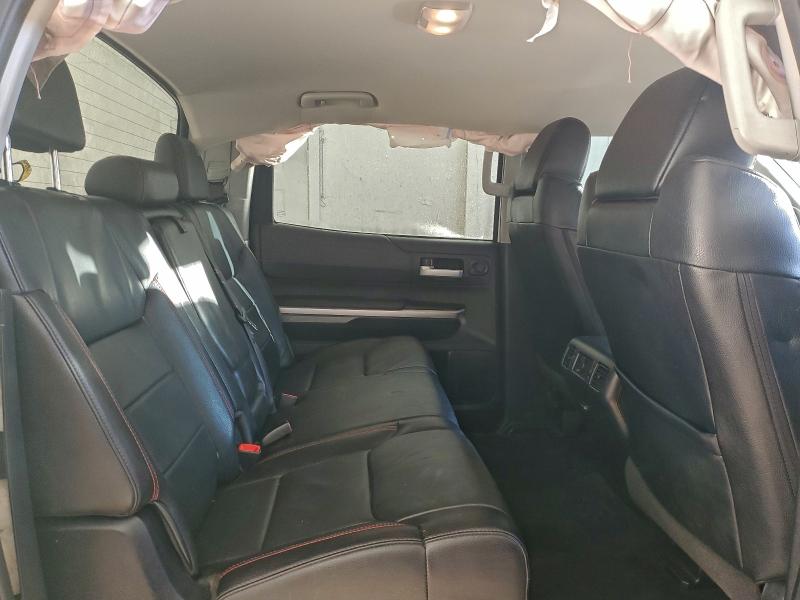 Фото 10 - TOYOTA TUNDRA