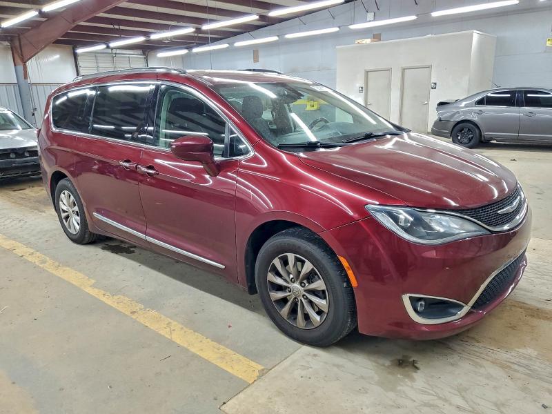Фото 4 - CHRYSLER PACIFICA