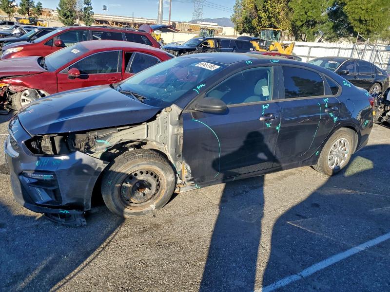 Фото 1 - KIA FORTE