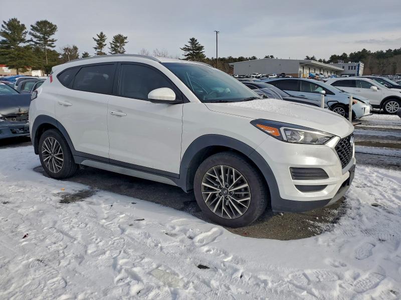 Фото 4 - HYUNDAI TUCSON