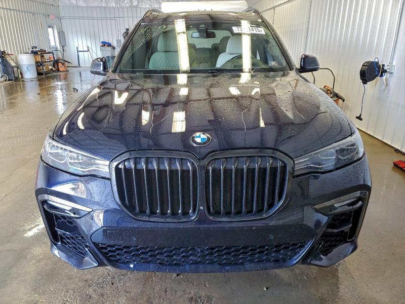 Фото 5 - BMW X7