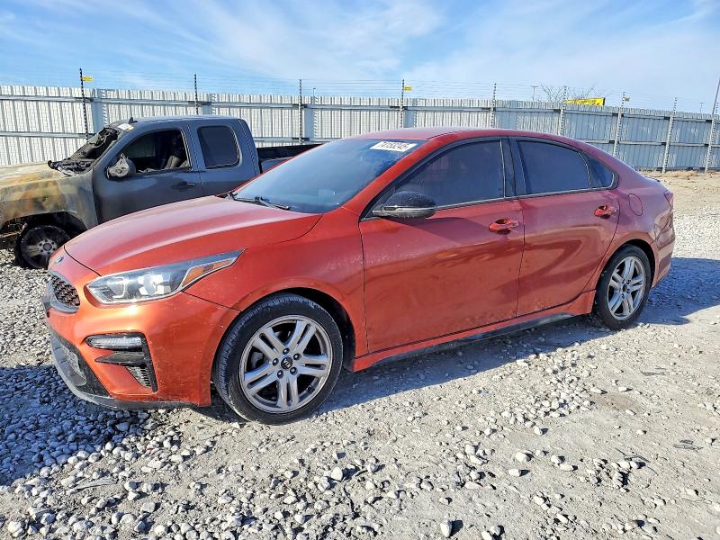 Фото 1 - KIA FORTE