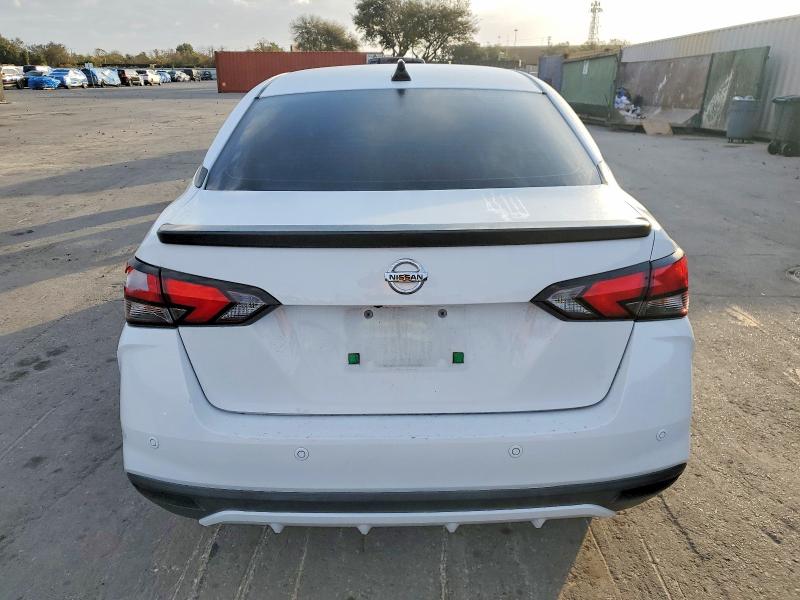 Фото 6 - NISSAN VERSA